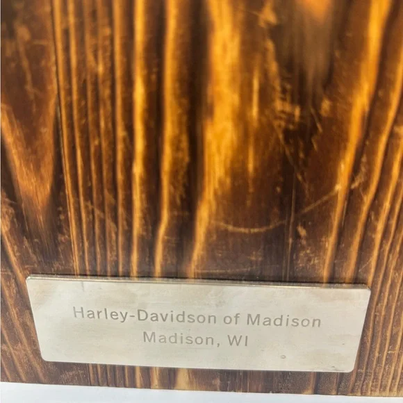 Harley-Davidson Glass Decanter in original Wooden Case - Picture 3 of 16
